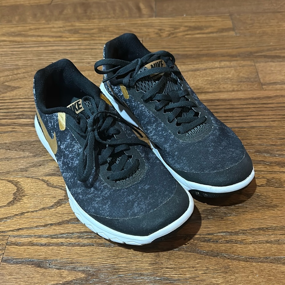 Nike Womens Flex Experience Athletic Running Shoes